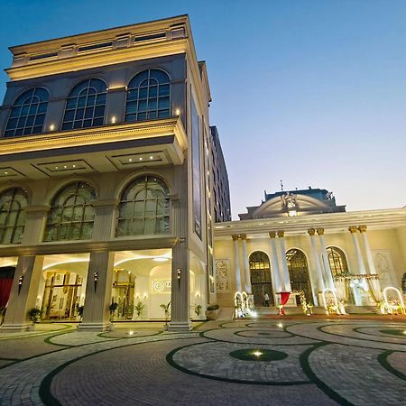 Hotel Ornate Lucknow Zewnętrze zdjęcie